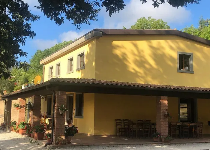 Farmhouse With Pool & Spa